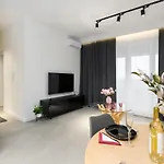 Widokowy Apartament Wojciechowskiego Parking I Loggia By Renters Prestige